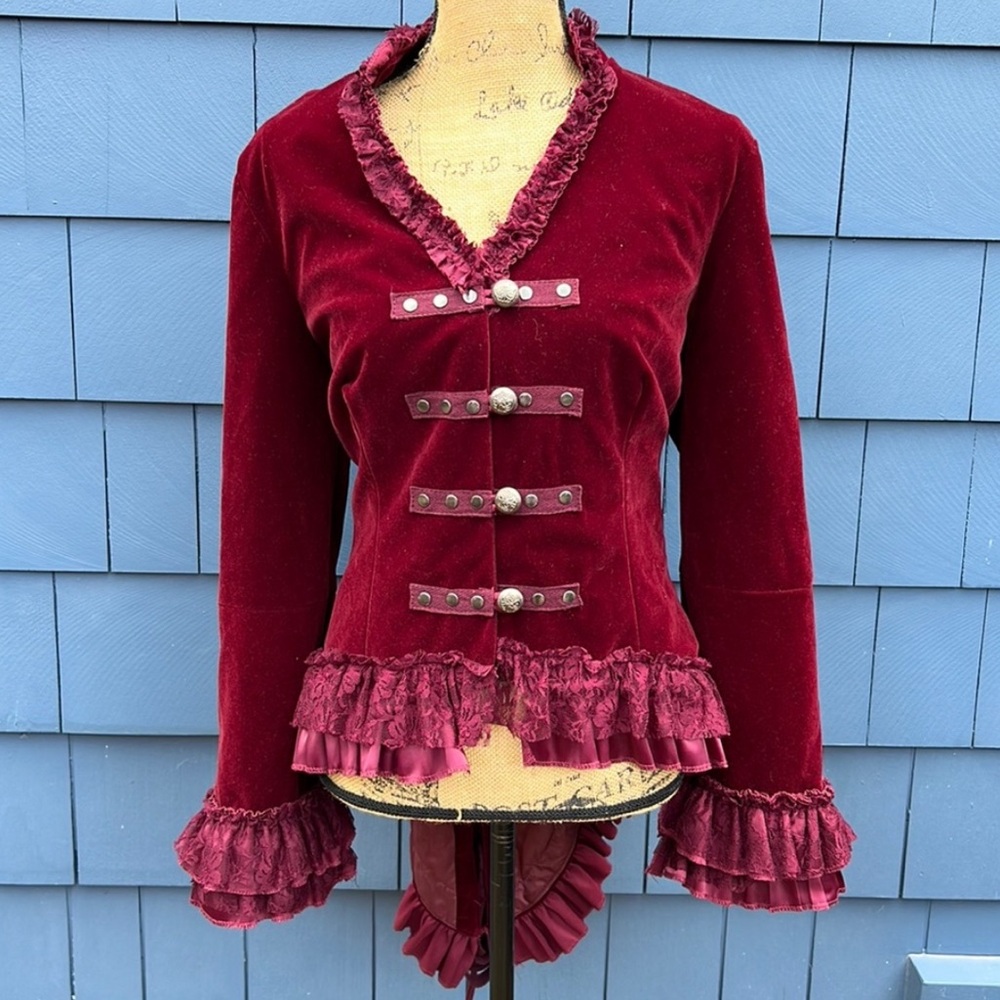 NWT- HEARTS SZ12 VELVET ROMANCE STEAMPUNK JACKET, LACED BACK